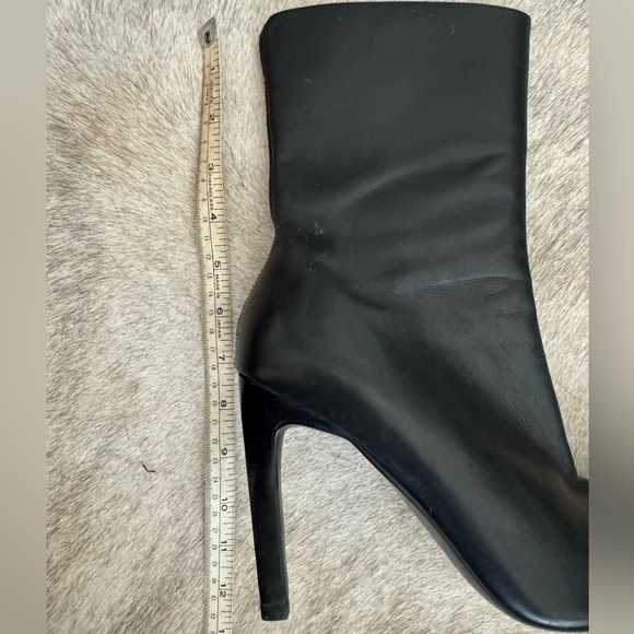 Steve Madden Triall Boots - Picture 5 of 6